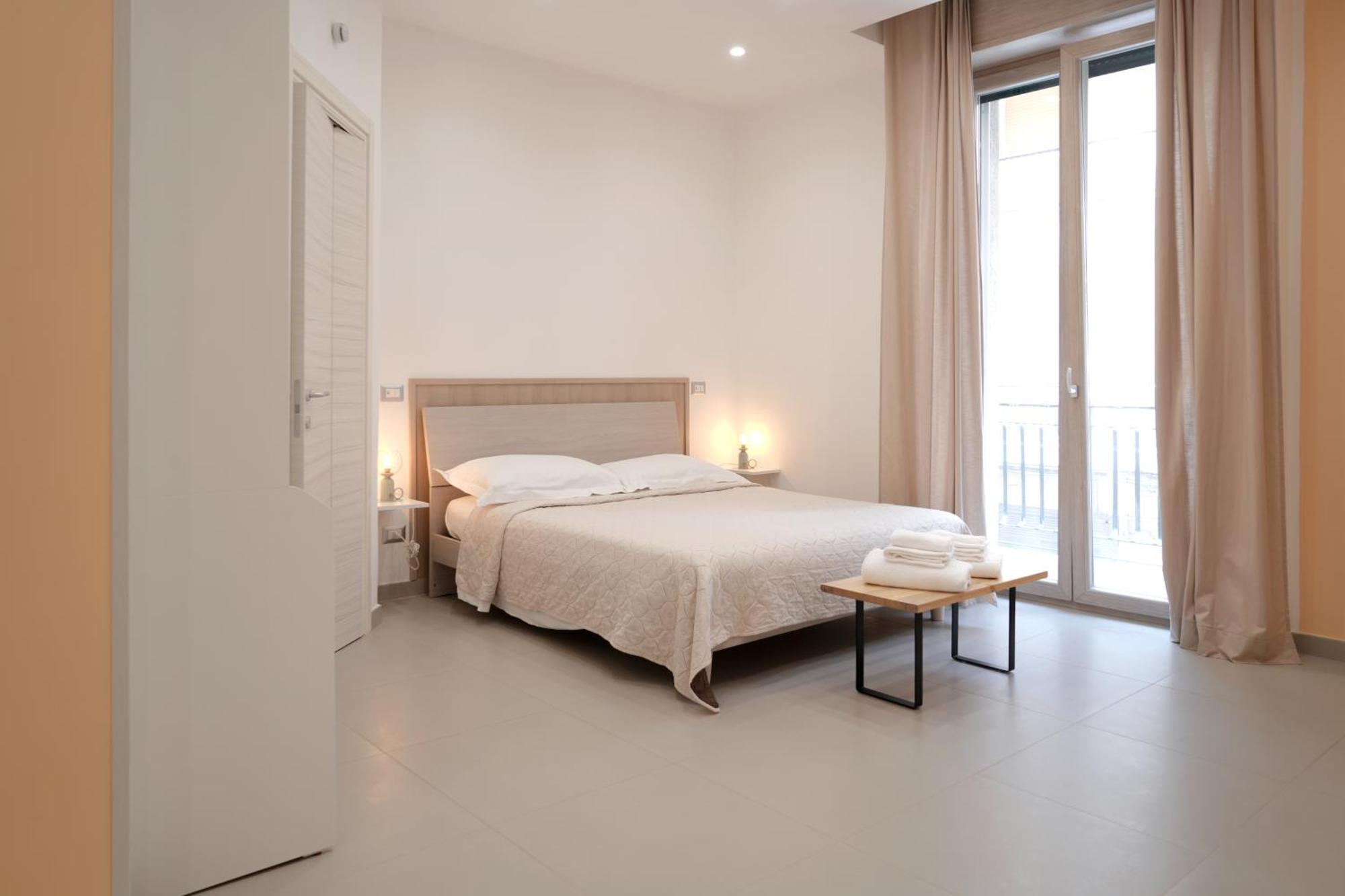 نابولي B&B Gasparrini Rooms المظهر الخارجي الصورة